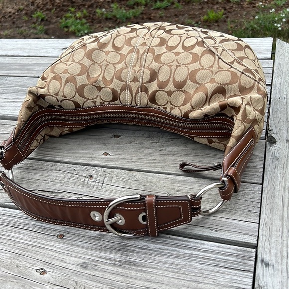 COACH - Picture 3 of 10